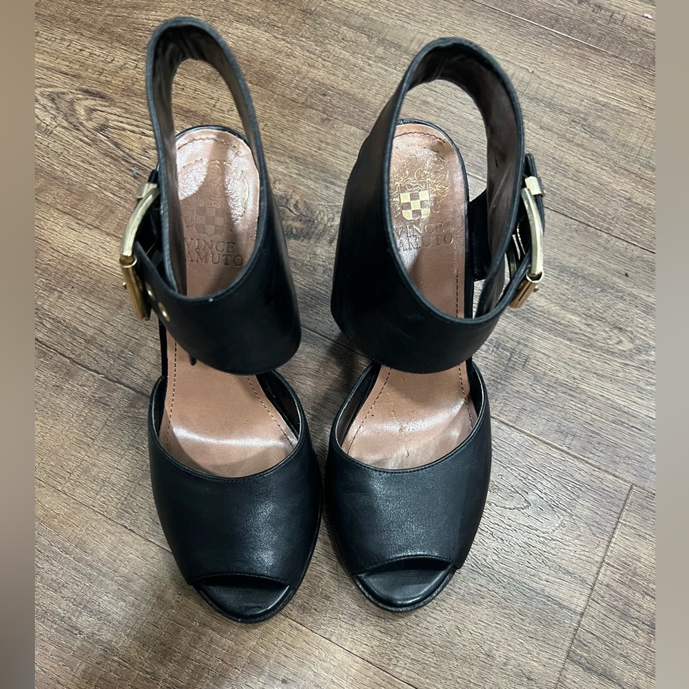 Vince Camuto Wedges - Picture 2 of 2